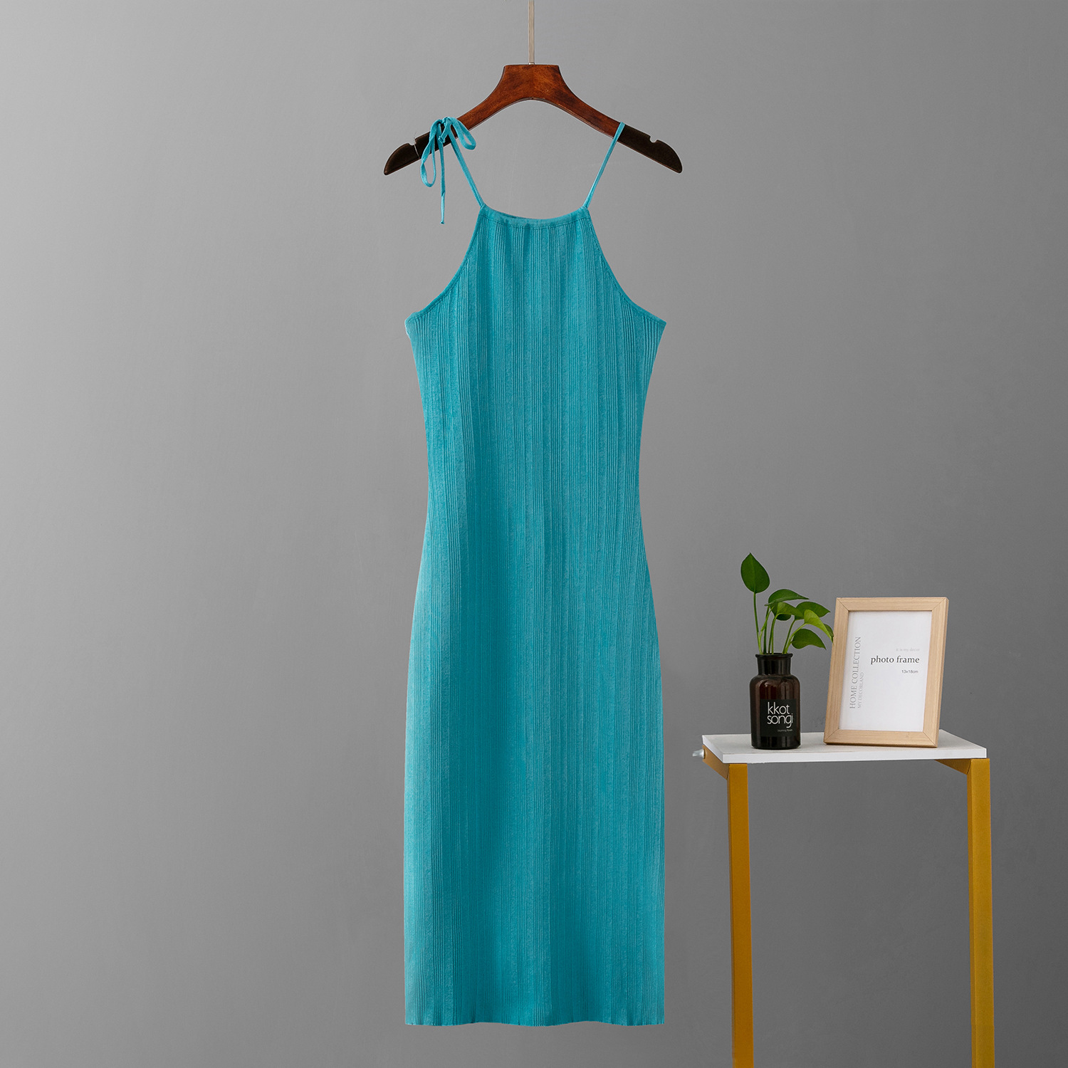 Women's Sheath Dress Strap Dress Casual Elegant Streetwear Boat Neck Sleeveless Solid Color Midi Dress Daily display picture 4