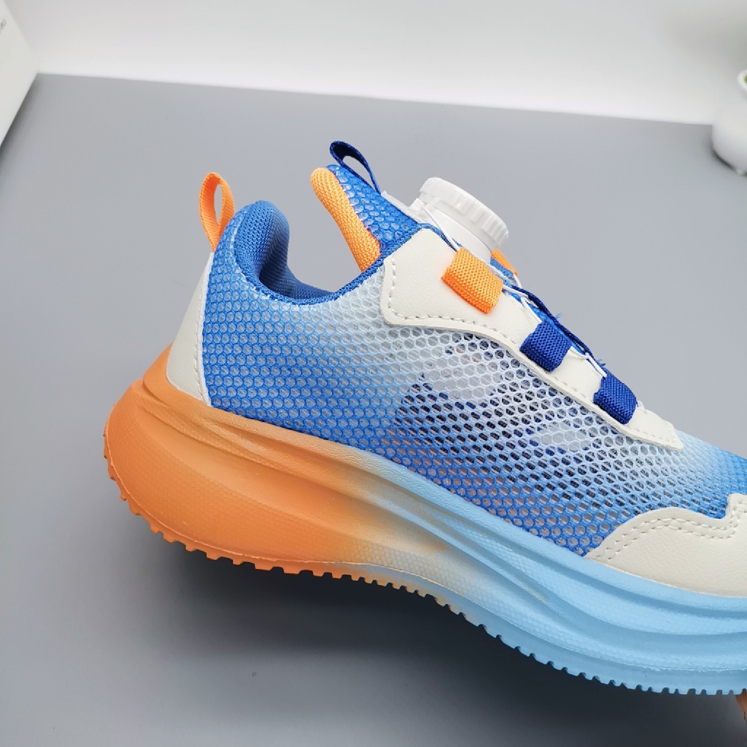 Zapatillas deportivas de verano huecas para niños, tallas 32-37, calzado deportivo para niños grandes, zapatillas de papá para estudiantes.