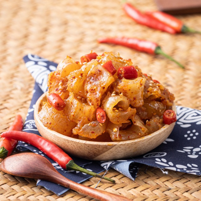 Zhiwei Ke 75g Sichuan Flavor Instant Spicy Cold-Eaten Beef Tendon with Authentic Spicy Sauce Flavor Leisure Office Snack