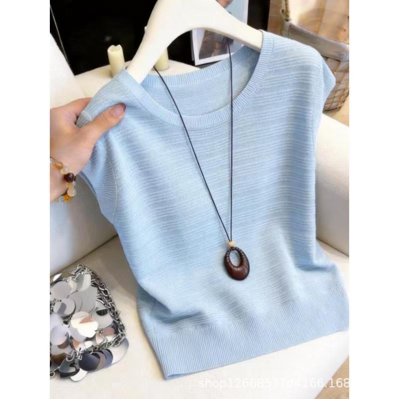 2026 Fashionable and Stylish Blue Short-Sleeved Knit T-Shirt, New Summer Style, Unique and Beautiful Top 2026 Fashionable and Stylish Blue Short-Sleeved Knit T-Shirt, New Summer Style, Unique and Beautiful Top