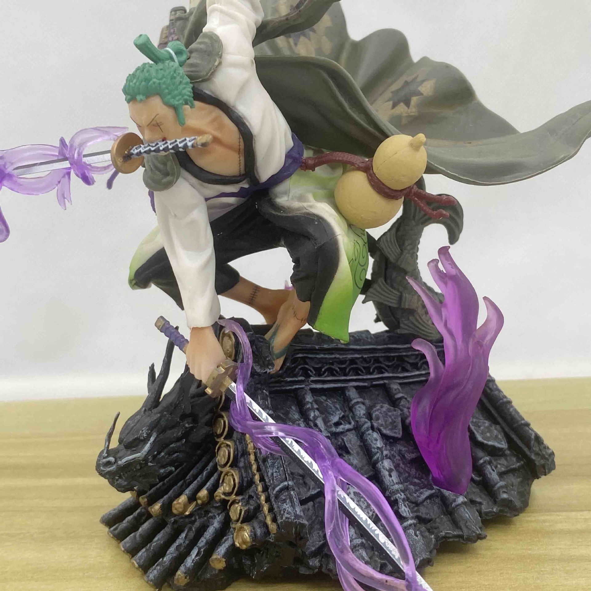 海贼王和之国屋顶索隆 和服三刀流索隆 盒装动漫手办模型摆件批发-阿里巴巴