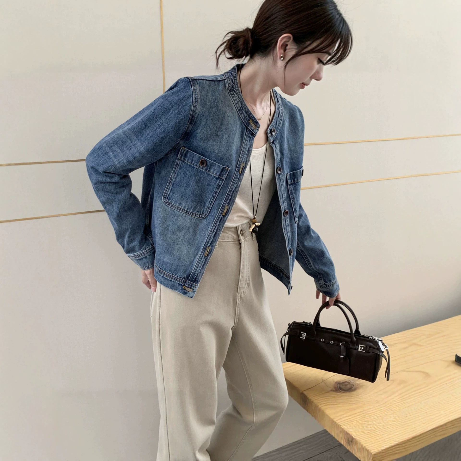 Nanyou high-end American retro denim jacket for women, casual and super stylish, perfect for petite women, versatile for autumn.