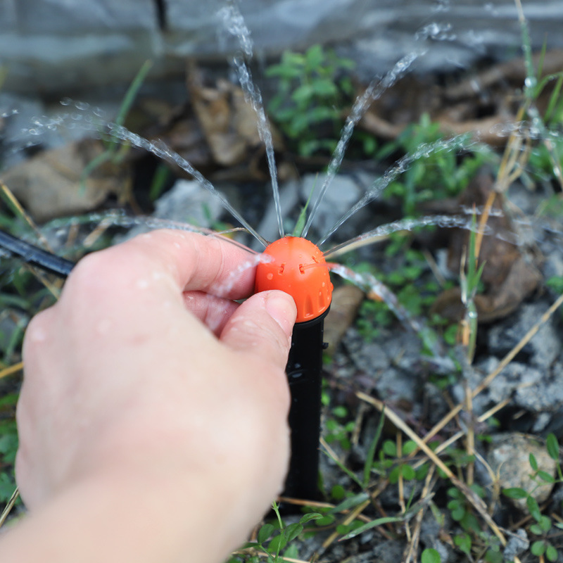 Jardín de la lluvia del nuevo tipo ajustable de 8 agujeros de goteo en el suelo enchufado micro rociador precio unitario no incluye impuestos