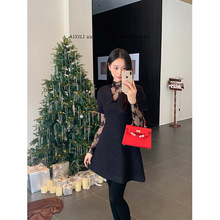 爱西里2025冬v领氛围感细闪小香毛呢收腰显瘦散摆连衣裙15671