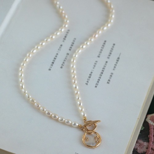 Freshwater pearl necklace women's copper micro-set shell starry sky design OT buckle collarbone chain rice grain pearl pendant neck chain