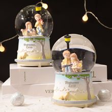 秋日之恋卡通水晶球摆件可爱飘雪玻璃球发光雪花儿童女孩生日礼物