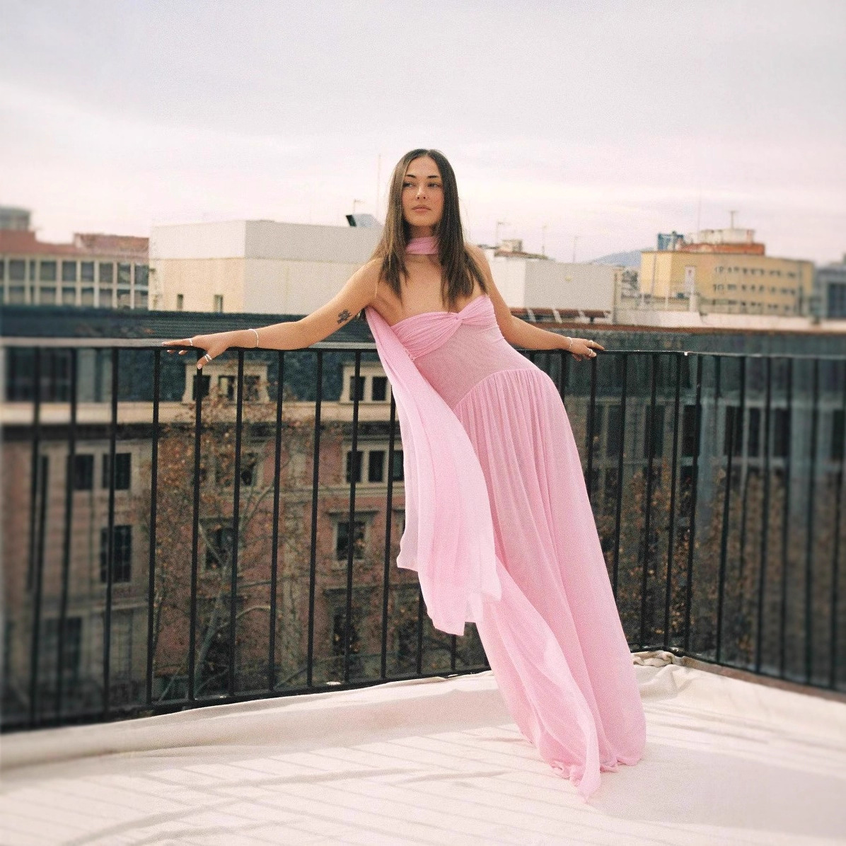 New Arrival Sexy Pure Wind Dress Folded Strapless Tube Top Dress Matching Scarf Slimming Bodycon Party Casual Dinner Dress_ecoleips.com