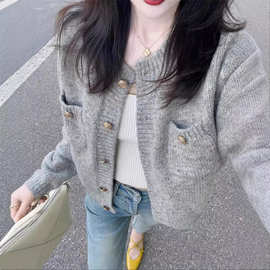 小香风灰色针织开衫女气质小个子短款毛衣外套2024早秋小个子穿搭