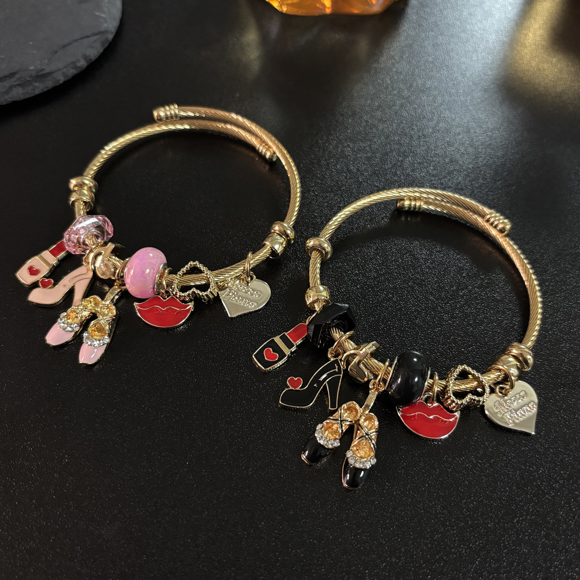 Bracciale donna fashion con ciondoli cuore e labbra_voghion.com