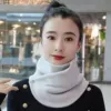 Gray --neck scarf
