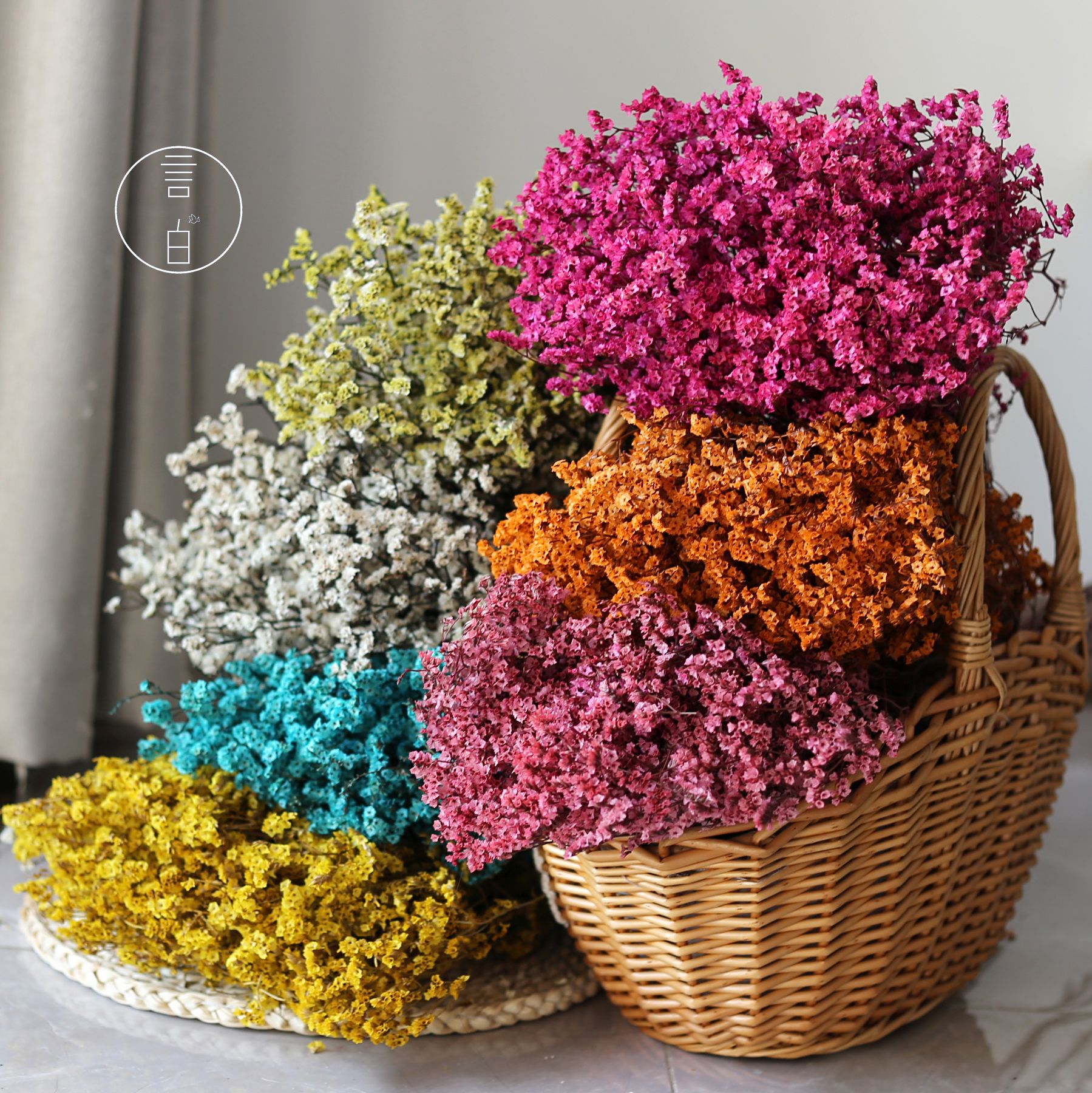 Crystal Grass Dry Flower Everlasting Flower Wholesale Lover's Grass Baby's Breath Matching Grass DIY Bouquet Manufacturer Base Wholesale