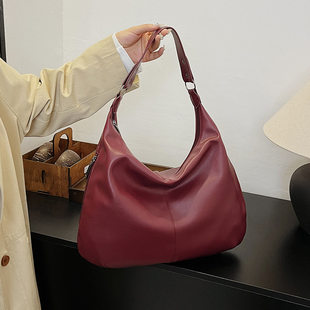 (Cross-border trading), (Wholesale), capacious one-shoulder bag, genuine leather