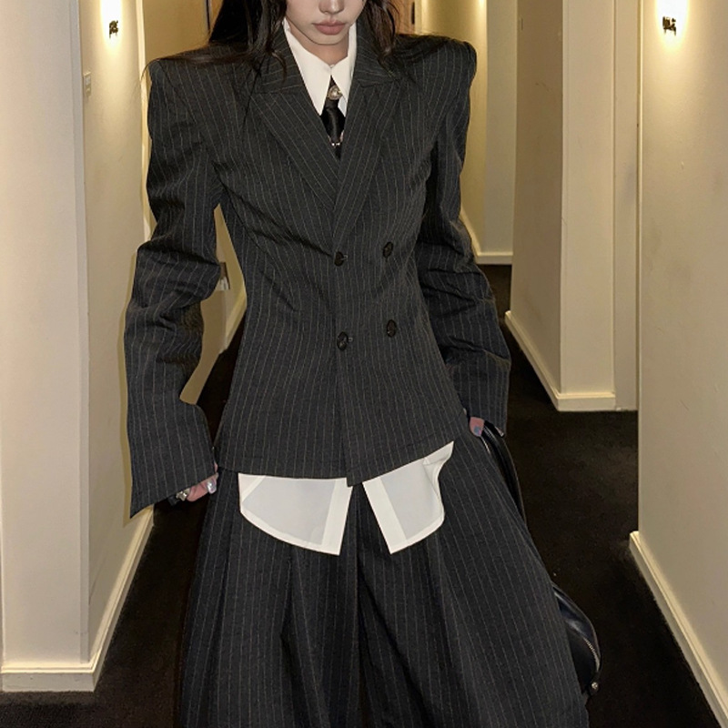 GraceChic 2025 Autumn Black Peak Lapel Shoulder Blazer Slim Fit Elegant Petite Suit Long Pants Set Women_voghion.com