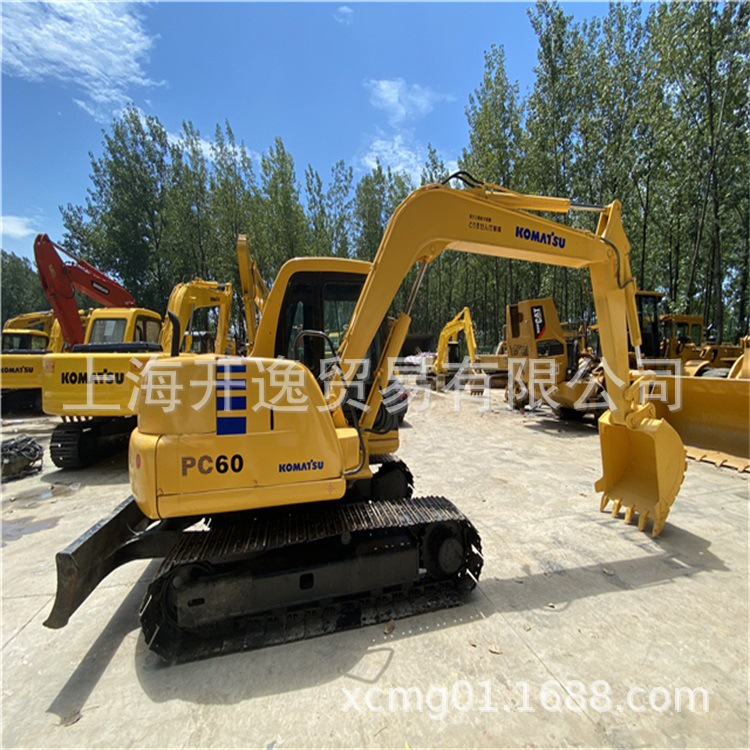 出售二手小松挖机PC60