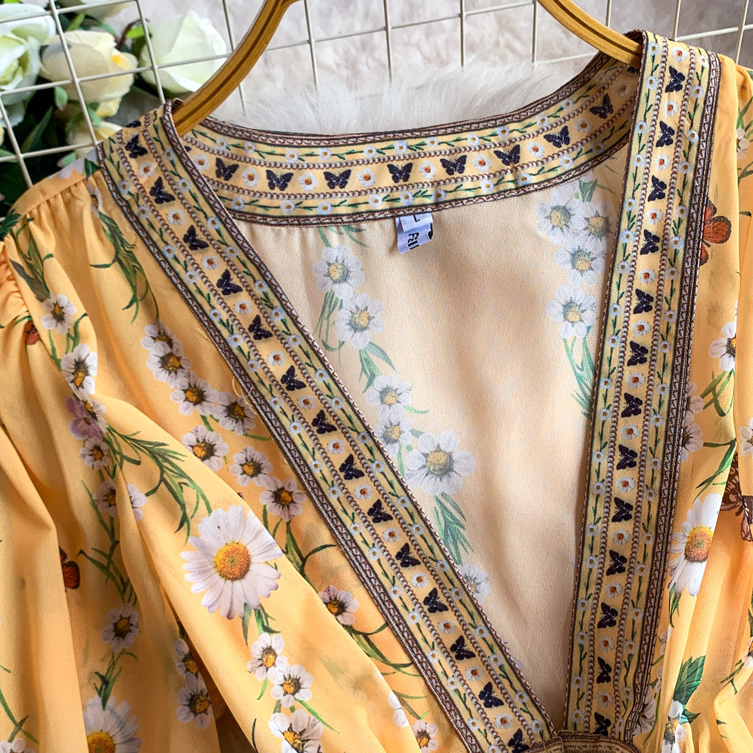 Retro Court Style Women's Dress Sexy Deep V Neck Long Sleeve Summer Floral Print Elegant Fairy Romantic_ecoleips.com