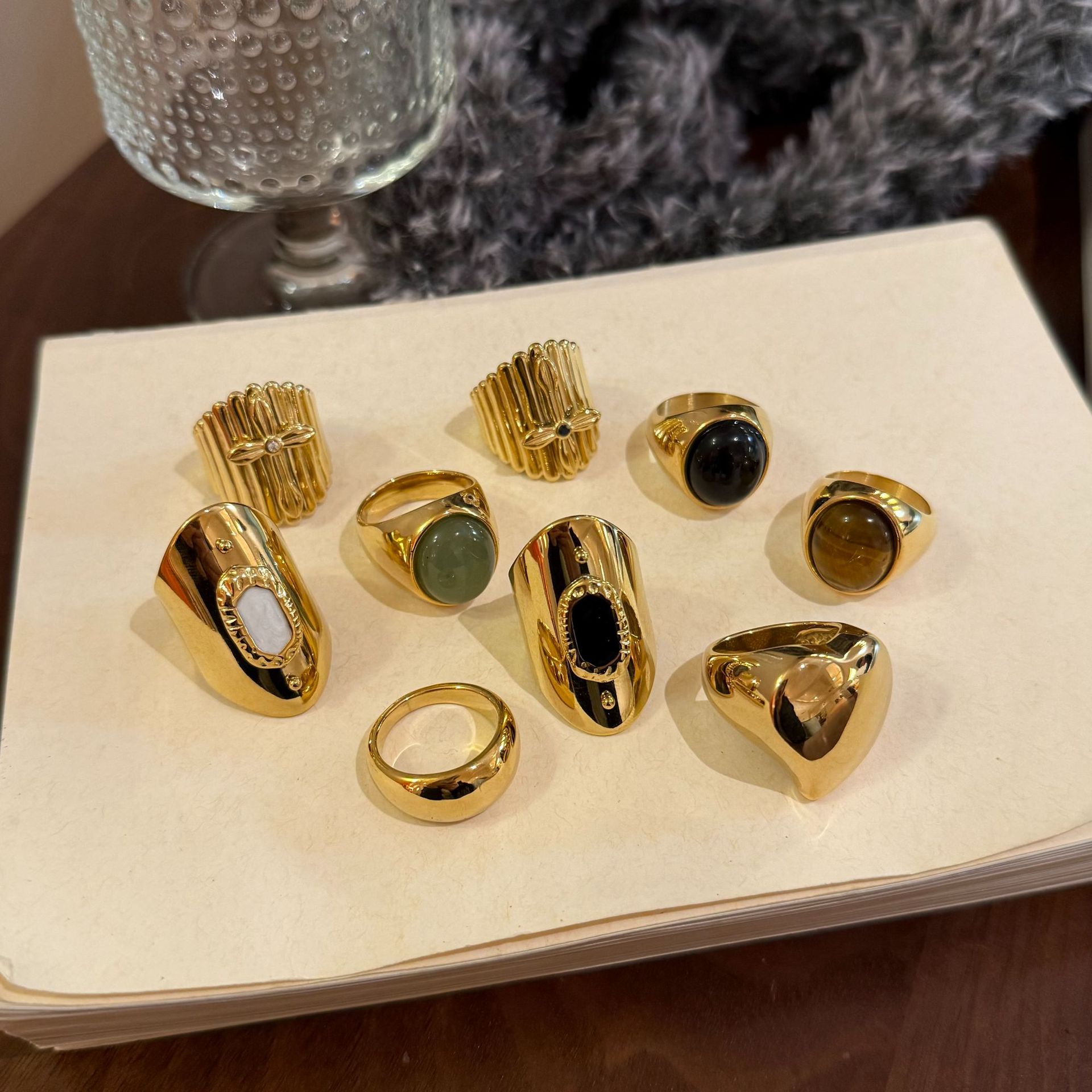 7g Weight Open Rings, Rings Classification 7, Adjustable, One Size Ring Size 1 Piece Quantity Casual, Shopping Occasion Titanium Steel Material Oval, Heart Shape Pattern All Seasons Season Women's Gender Plating Design Retro, Classic Style Style Wholesale Jewelry Retro Classic Style Oval Heart Shape Titanium Steel Plating Open Rings Rings 22