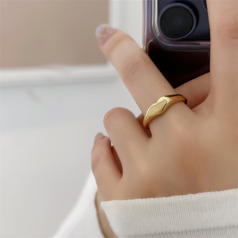 Fashion Heart Shape Titanium Steel Rings 1 Piece