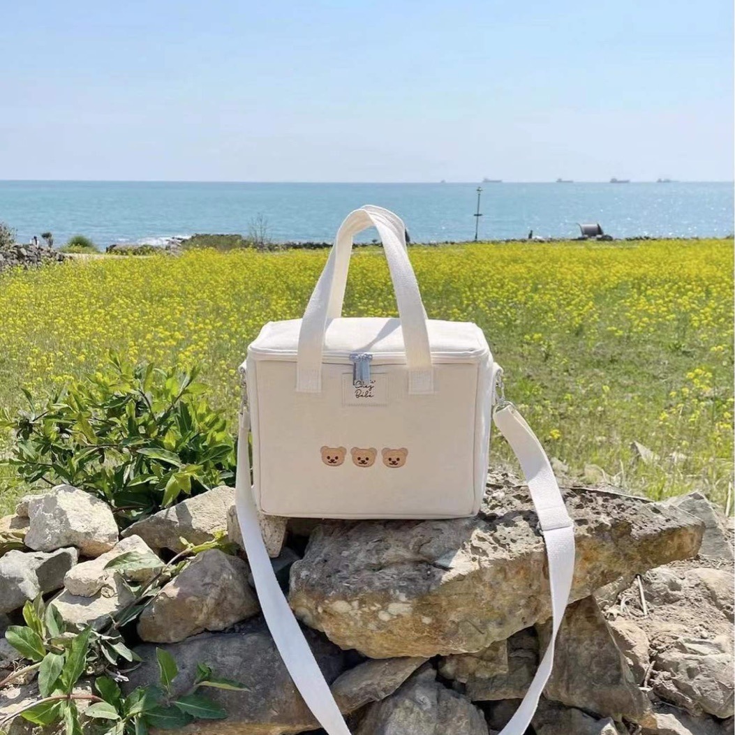 ins three bears embroidery large capacity lunch lunch bag camping picnic insulated bag stroller hanging bag portable shoulder