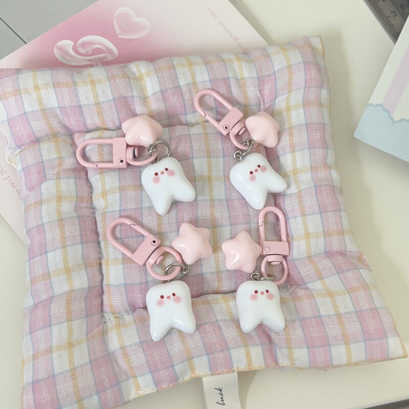 Cute Blush Teeth Star Keychain Soft Cute Fun Teeth Pendant Couple Girlfriend Schoolbag Accessories Gift
