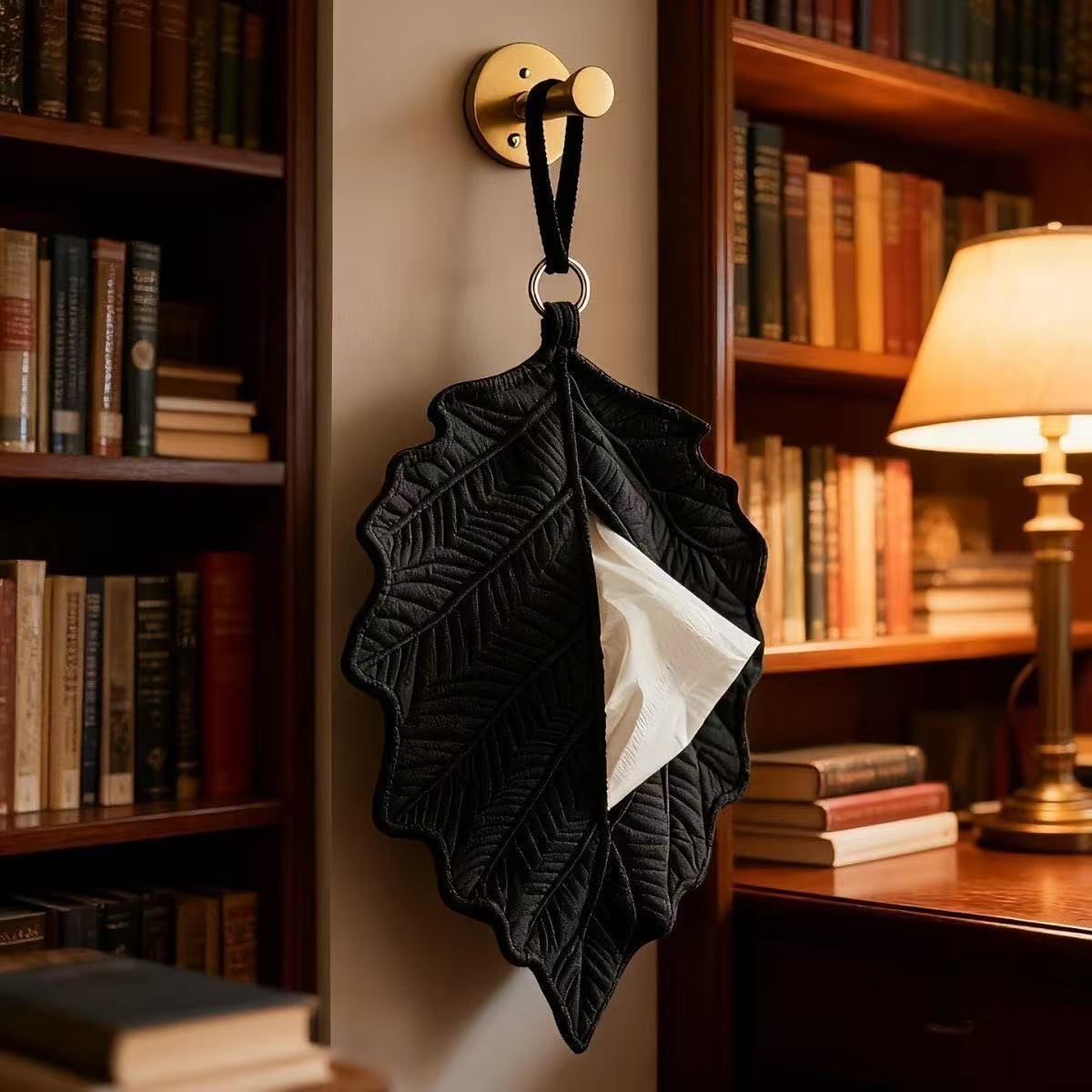 Creative leaf-shaped tissue box, wall-mounted tissue holder, car tissue bag, wall-mounted tissue box storage, same style as on Little Red Book