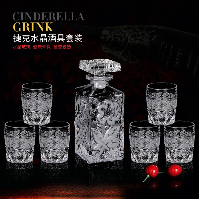 Comercio exterior transfronterizo suministro de alta calidad de vidrio de cristal checo whisky taza de vino casero decanter set de vino