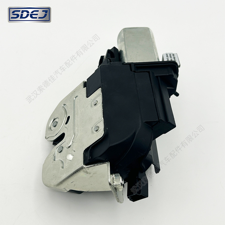 Suitable for Porsche Cayenne Electric Tailgate Lock Trunk Lock Block 7P0827505M/P/C/K Central Locking System