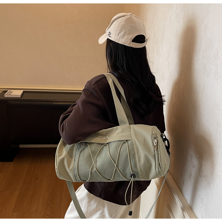 New Trendy Handheld Short-Distance Travel Bag Women's Fashion Lightweight Shoulder Crossbody Gym Bag with Independent Shoe Compartment Business Trip Luggage Bag