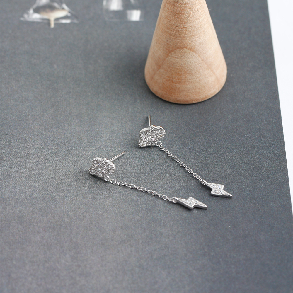 Fashion Clouds Lightning Silver Tassel Inlay Zircon Drop Earrings 1 Pair