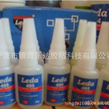 宁波厂家直销水钻胶水，饰品胶水，495胶水，低白化快干强力胶水