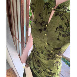 新中式印花旗袍领改良旗袍女2025春夏新款镂空收腰修身气质连衣裙
