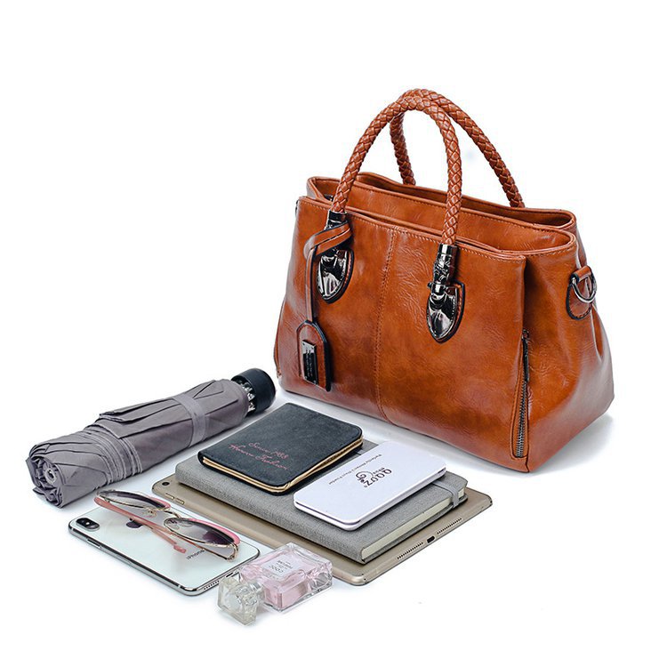 European and American retro women's bag trend, new cross-border hand-held shoulder crossbody bag made of oil wax leather for export, one piece, global consignment undefined