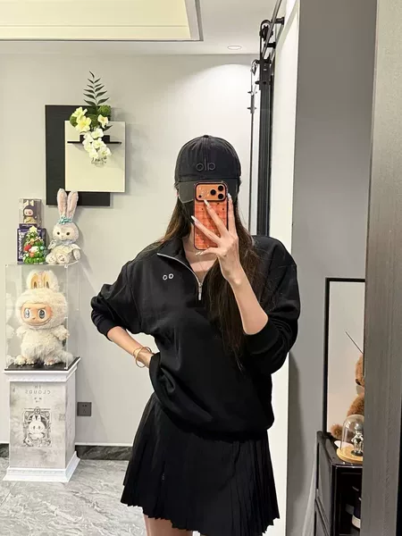 American cross-border in-stock gold-colored sweatshirt with silver logo, stand-up collar, half-zip, fleece-lined, thickened, loose fit, versatile, couple's style