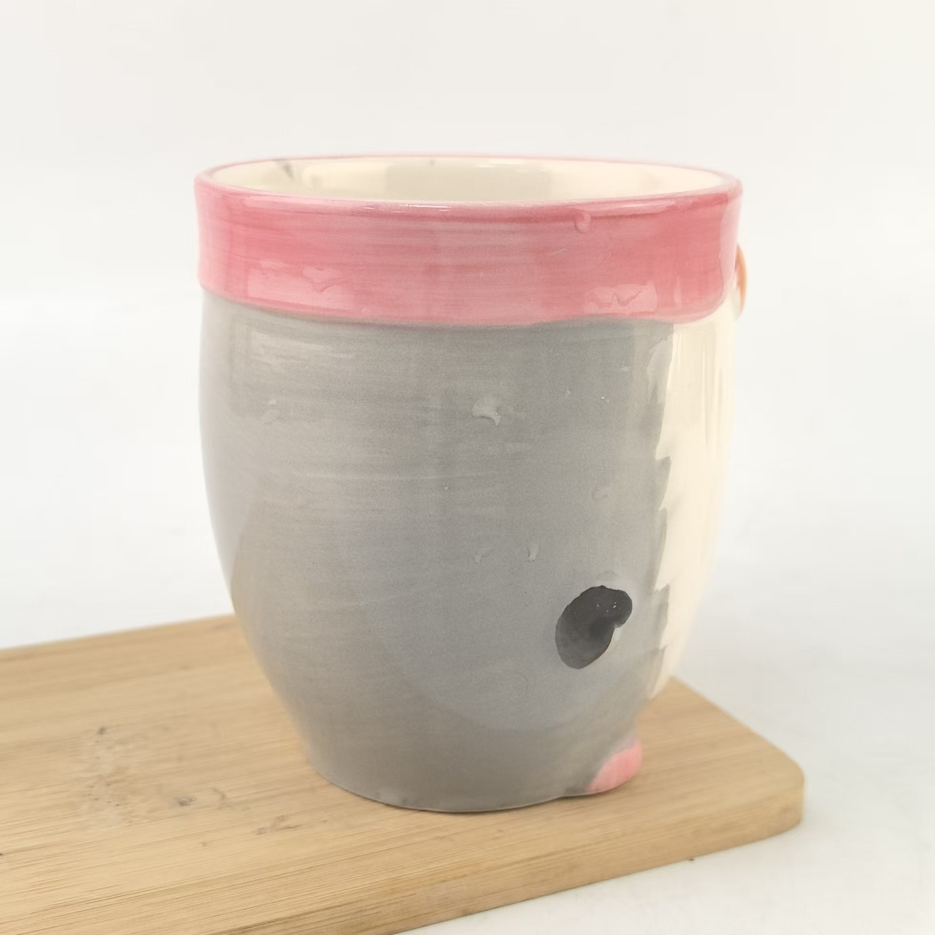 Taza de cerámica de Navidad Taza de cerámica de Navidad Taza de cerámica de relieve Papá Noel Taza de cerámica de porcelana blanca Taza de agua de alto valor