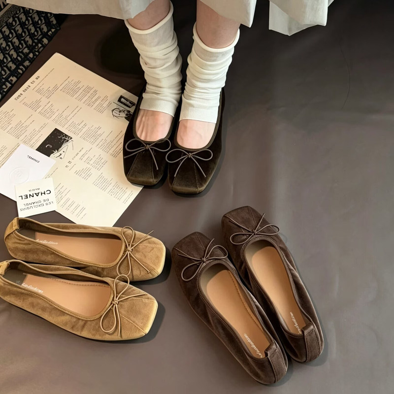 Vintage soft leather bow ballet flats, summer 2026 new model, egg roll shoes, loafers, scoop shoes, chunky heel women's shoes Vintage soft leather bow ballet flats, summer 2026 new model, egg roll shoes, loafers, scoop shoes, chunky heel women's shoes