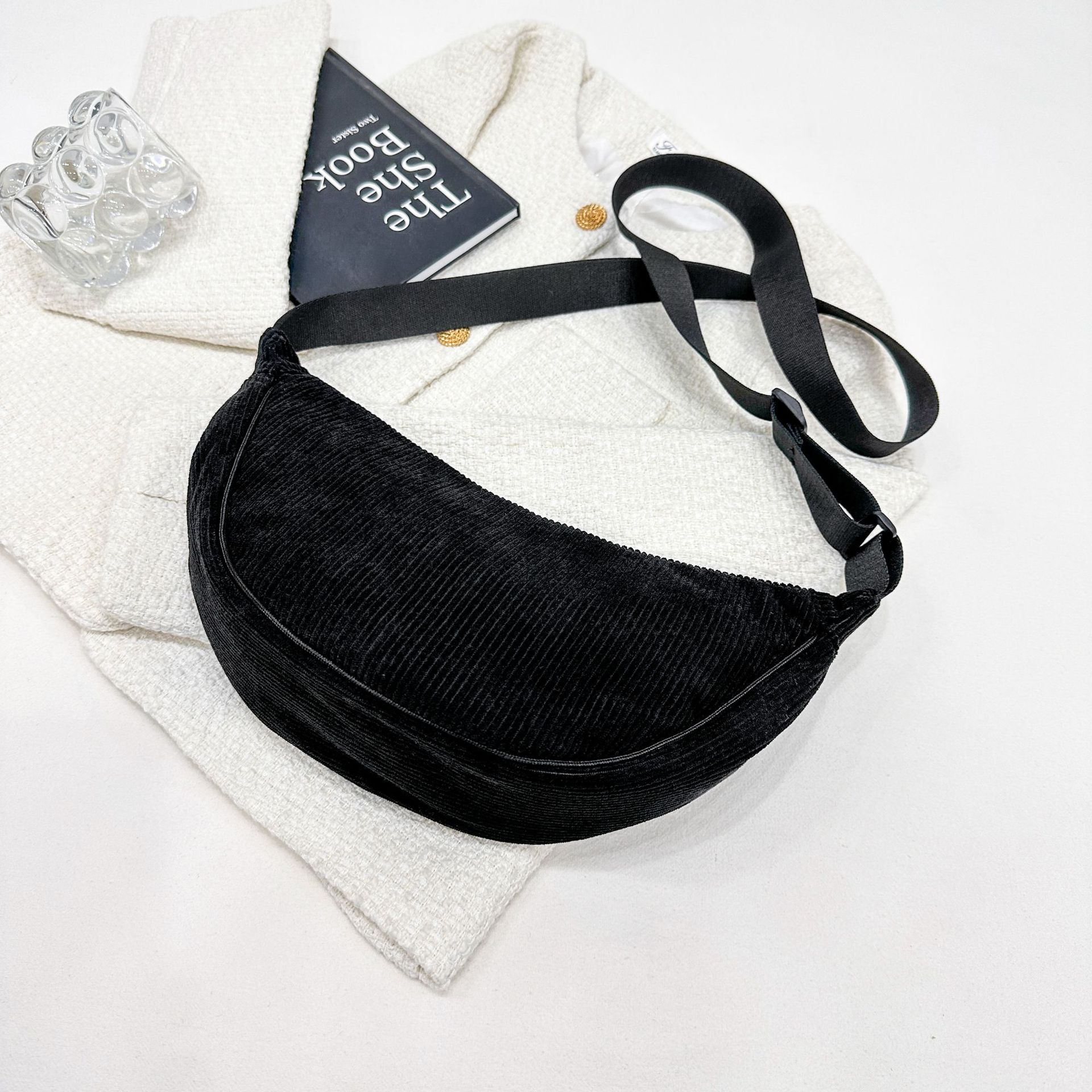 2023 Otoño e Invierno Nuevo UJIA taleguilla de pana para hombres y mujeres bolsa de dumpling bolsa de hombro impermeable bolsa ligera de moda