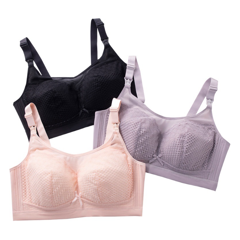 大きいサイズの妊婦は薄く集まって副乳のブラジャーを収めて太っています。