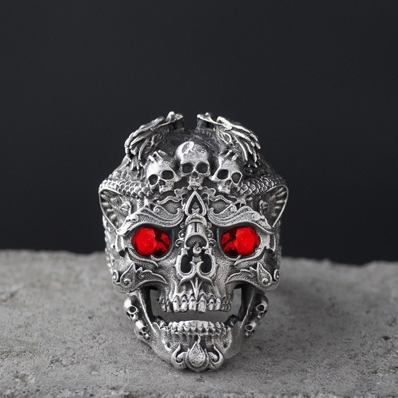 Red-eye Skull Ring