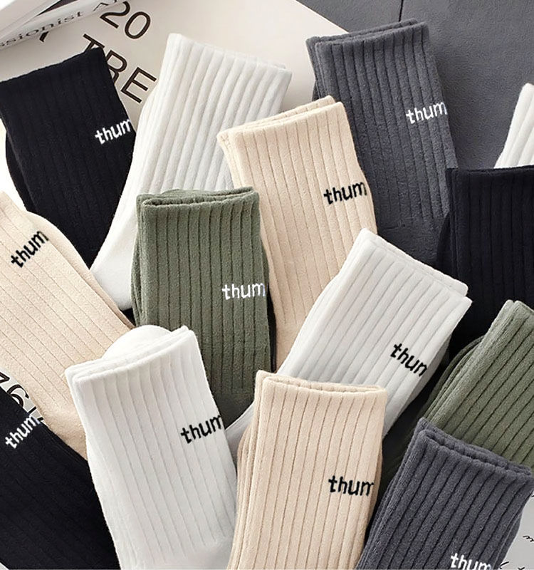 Femmes Style Simple Couleur Unie Polyester Crew Socks Une Paire display picture 1