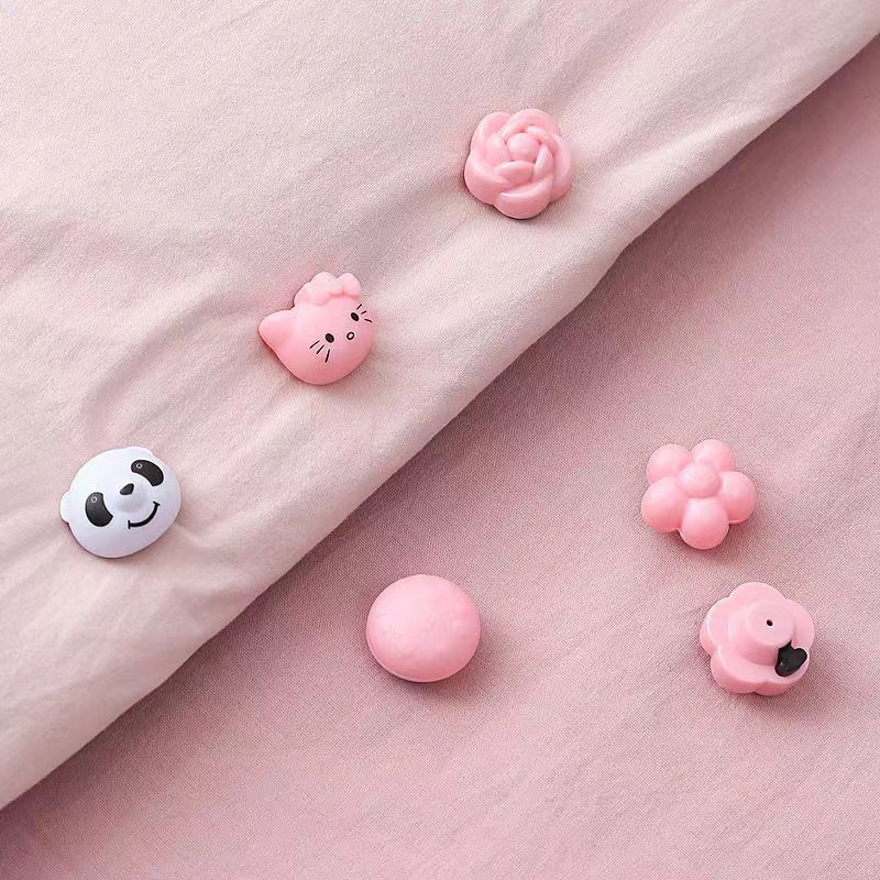 Quilt holder needle-free safety wholesale anti-run buckled quilt cover sheet corner quilt artifact sheet clip