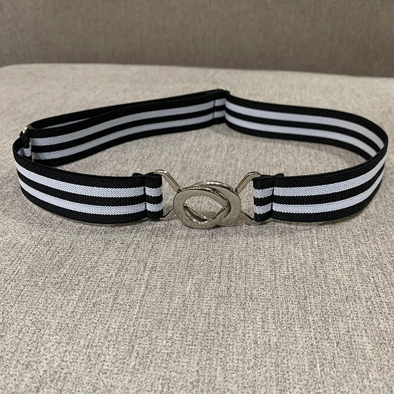 Coarse black and white stripe