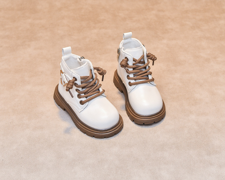 Girl' Martin Britih tyle 2024 autumn and winter new fahion veratile leather children' hort boot, middle-aged_voghion.com