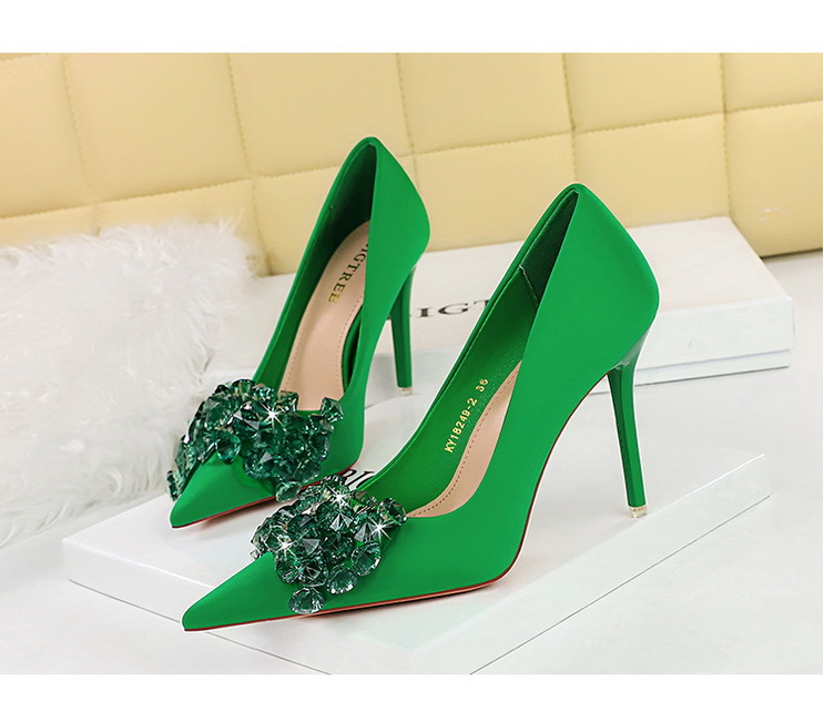 High Heels Women's Satin Pointed Court Shoes For Wedding Parties_voghion.com