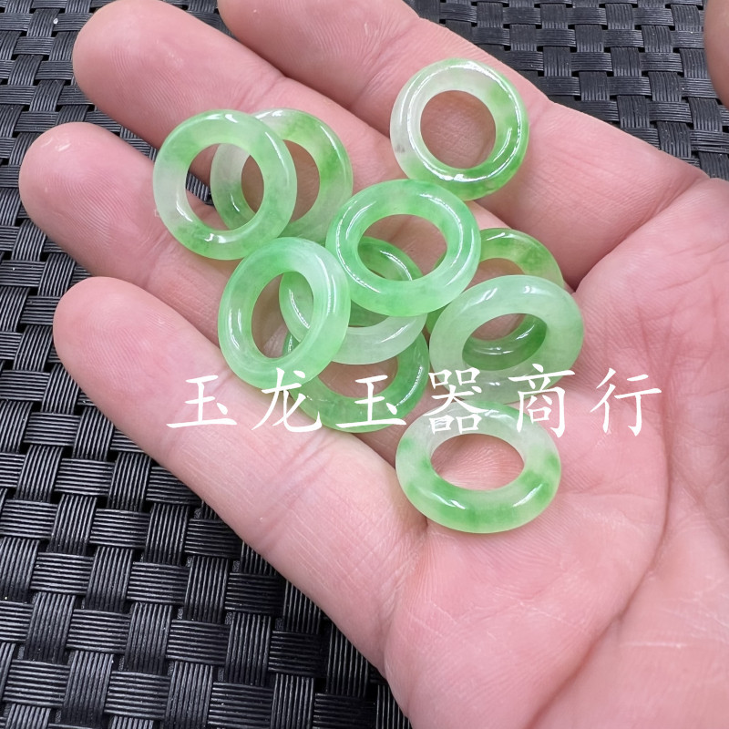 Pendant jade, ring, earrings