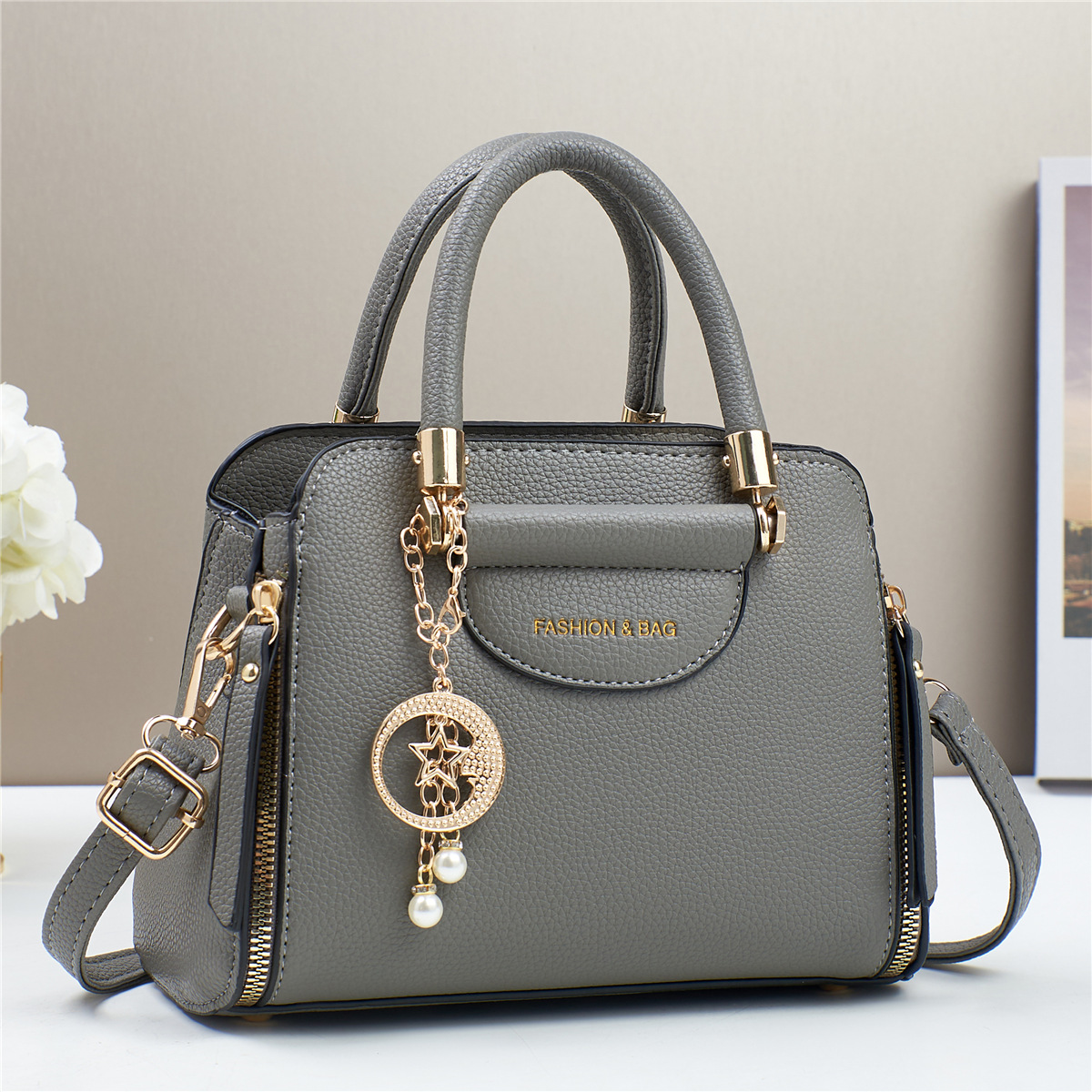 Nuevo bolso de hombro de verano atmósfera universal bolso de moda bolso de dama explosión 2025 fabricantes comercio exterior