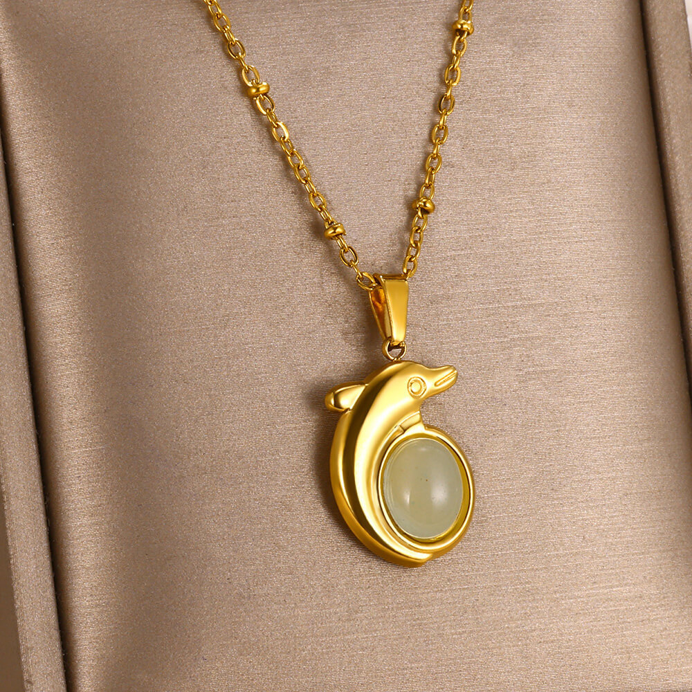 10g Weight 0.03µm-0.05µm Gold Plating Thickness PVD Coated Gold Plating Process Lobster Trigger Clasp Closure Clasp Closure Type Real Gold Plated Plating Material 304 Stainless Steel Pendant Material Pendant Necklace Classification 304 Stainless Steel Chain Material Cuban Link Chain Curb Chain, cable chain Chain Type 1 Piece Quantity Casual, Daily Occasion 304 Stainless Steel Material Cross, Dolphin Pattern All Seasons Season Women's Gender Elegant, Vintage Style Style Waterproof Non Tarnish, Plating Craft PVD Coated Real Gold Plated Cross Dolphin 304 Stainless Steel Elegant Vintage Style Waterproof Non Tarnish 304 Stainless Steel Lobster Trigger Clasp Closure Pendant Necklace 25