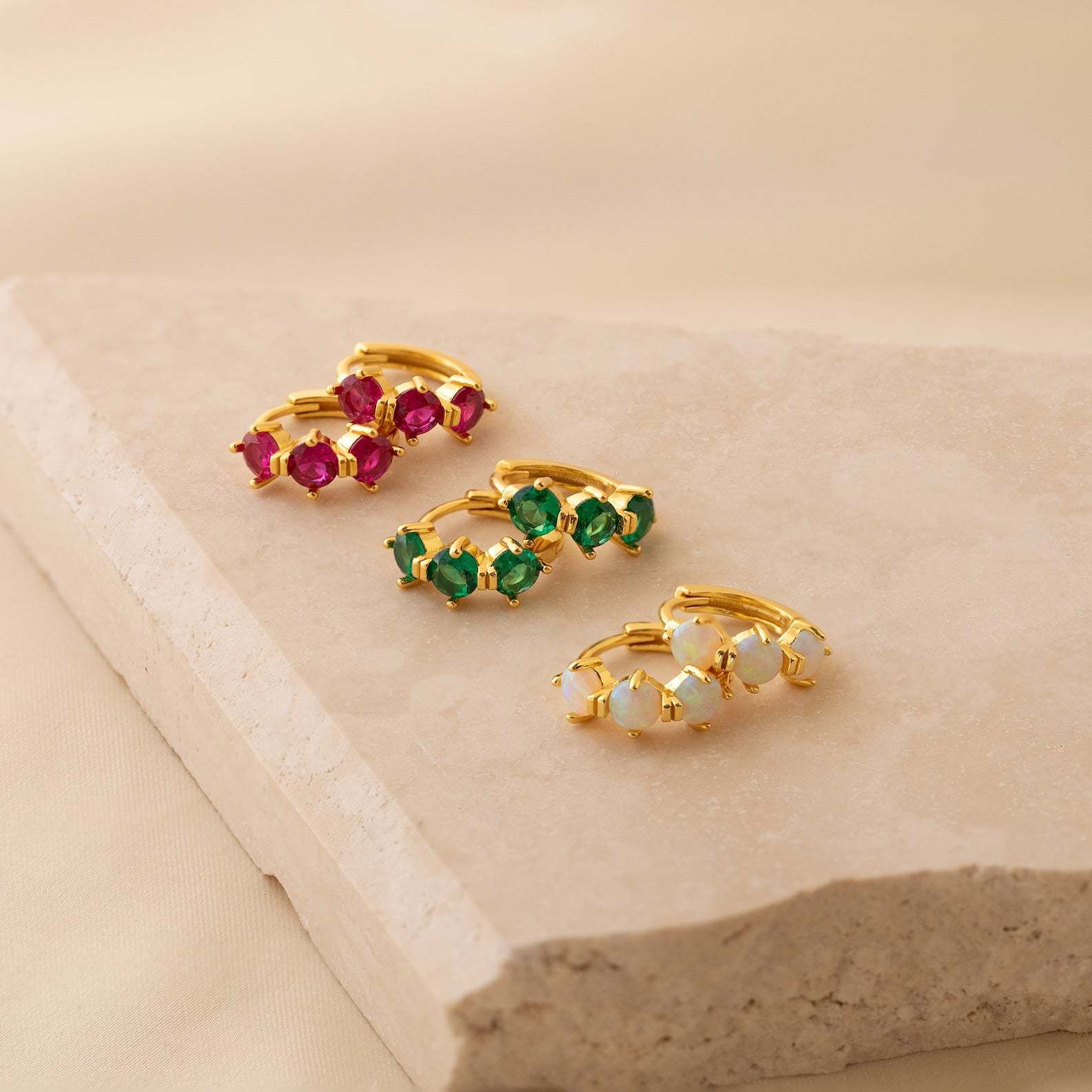 Pendientes de Piedra de Nacimiento, 12 Meses, Bañado en Oro