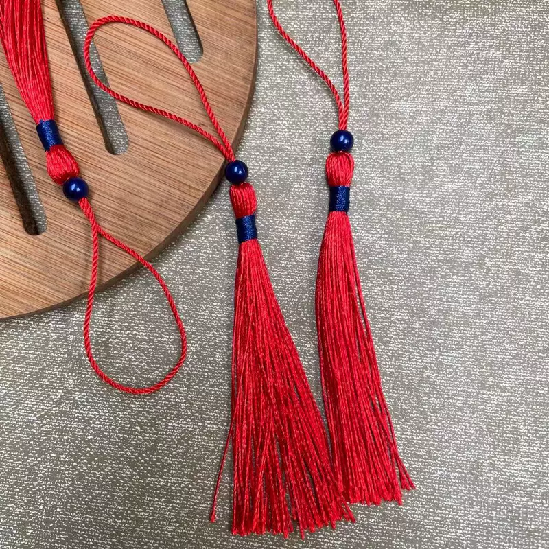 Золотые бусины с кисточками, аксессуар