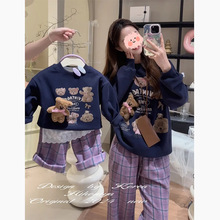 2024新款亲子装炸街母子母女装加绒小熊卡通套头卫衣格子裤两件套