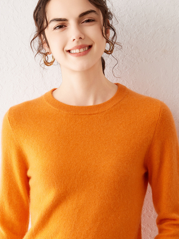 Elegant Versatile Cashmere Knitted Base Shirt Women's Long-sleeved Loose Crewneck Sweater Interior Fashion Versatile Soft Thick Elegant Versatile Cashmere Knitted Base Shirt Women's Long-sleeved Loose Crewneck Sweater Interior Fashion Versatile Soft Thick