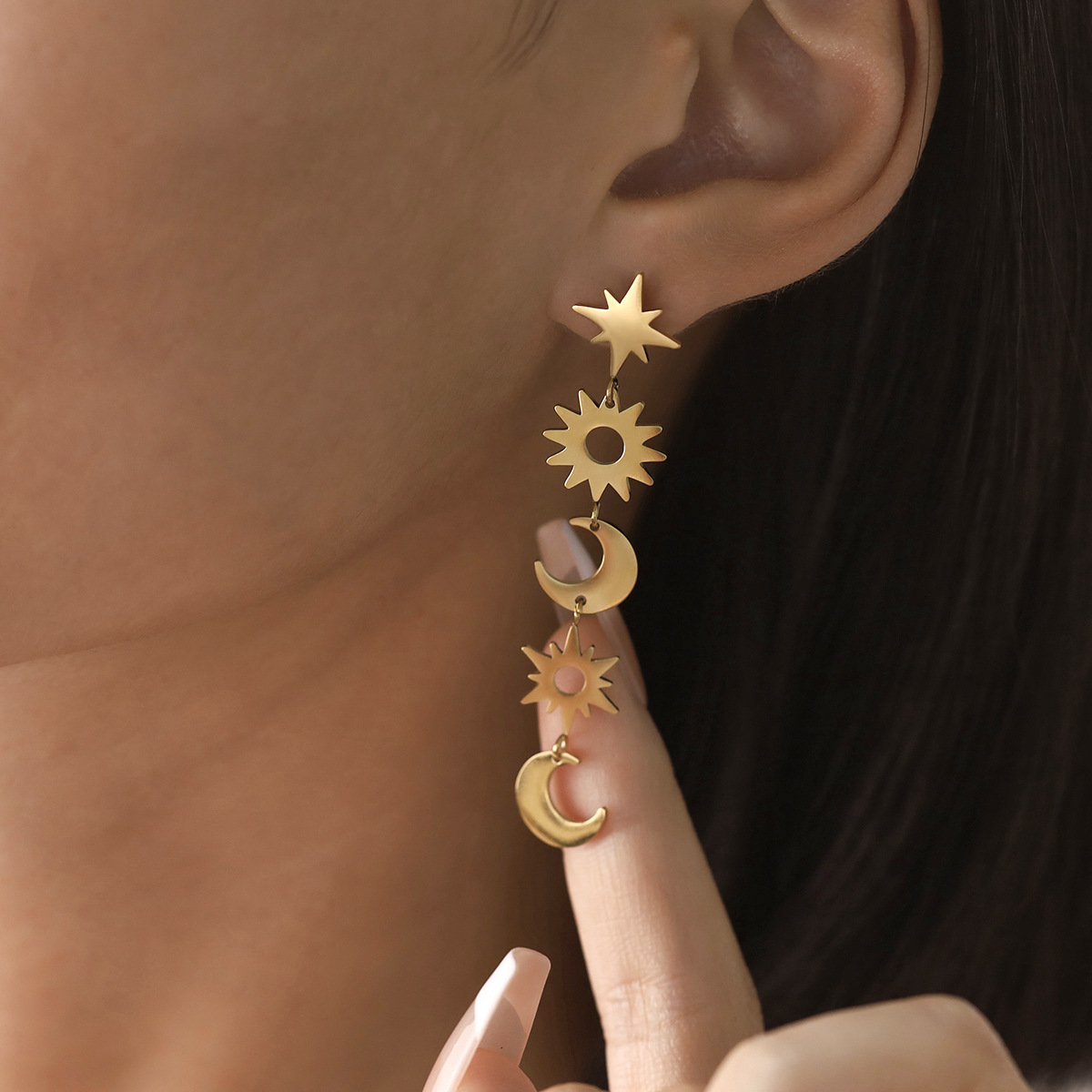 欧美INS风星月长款不锈钢耳钉女式18K金不掉色钛钢耳环耳饰品批发